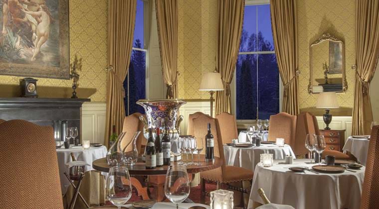 Crossbasket Castle Luxury Hotel dining room